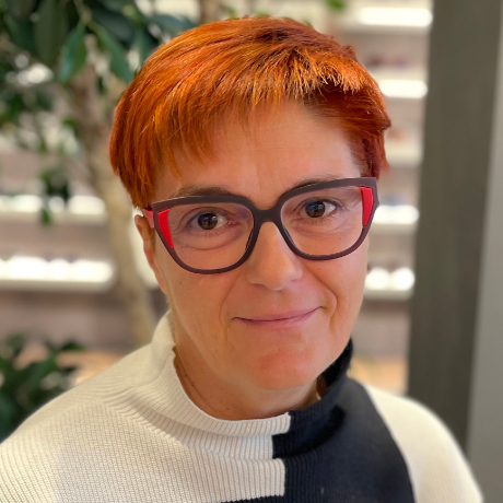 Claudia <small>aus Velbert</small>